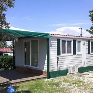 Mobile Homes In Camp Kovacine, Cres, With Long Pebble , Cres Kroatië