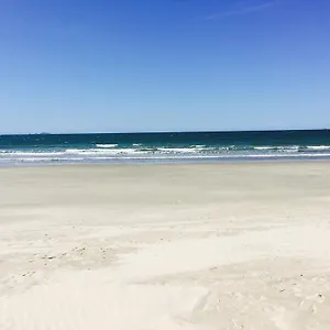 https://pinheira-beach-residence.santa-catarina-brasil.com