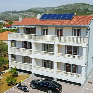 Jozic , Trogir Kroatië