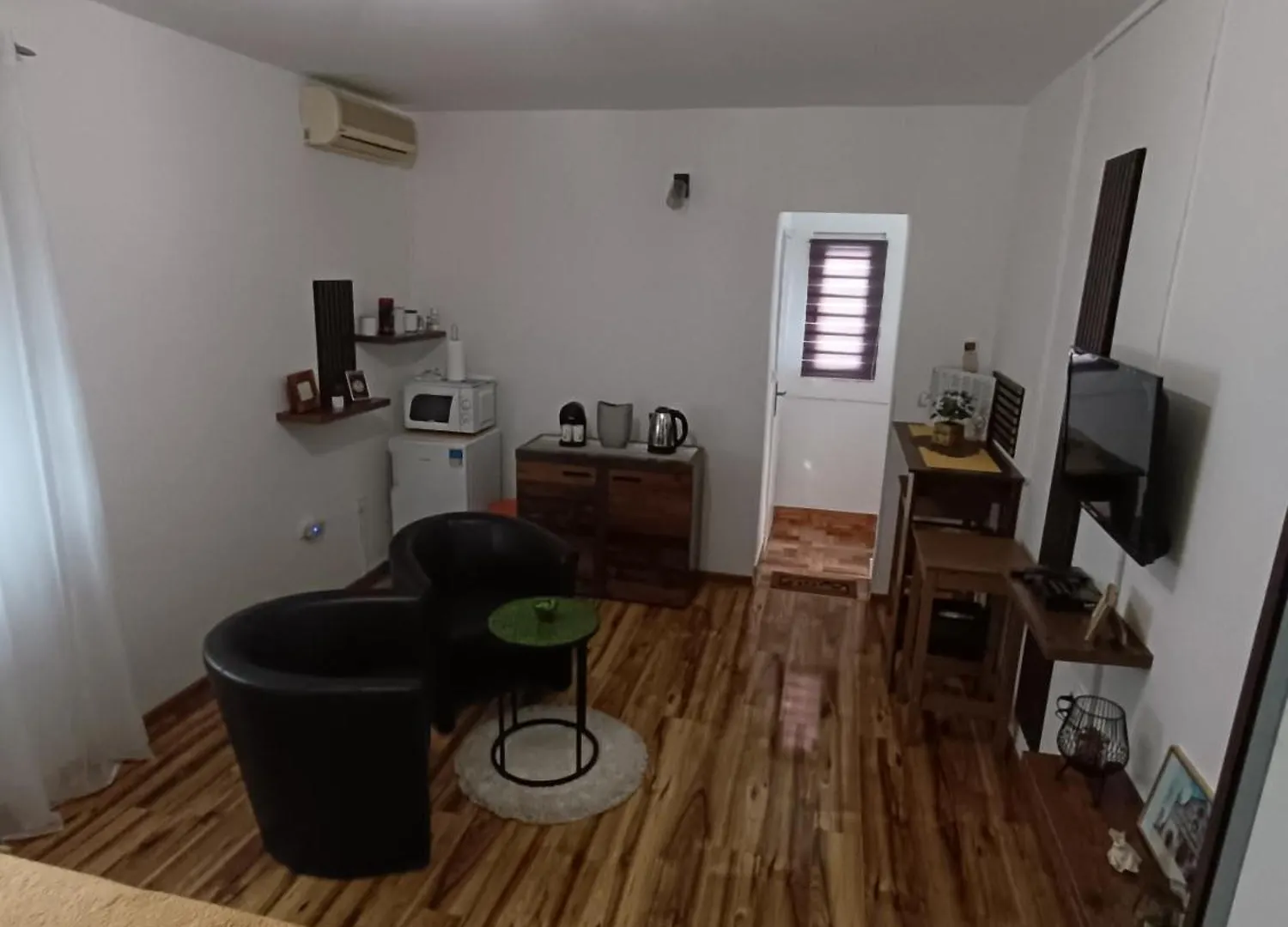 Apartments Toni Zadar